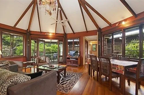 Jandar Retreat Maleny Guest House 0*,